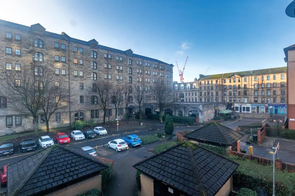 ** Modern Merchant City 1 Bed Apartment With Free Parking ** Glasgow Exterior photo